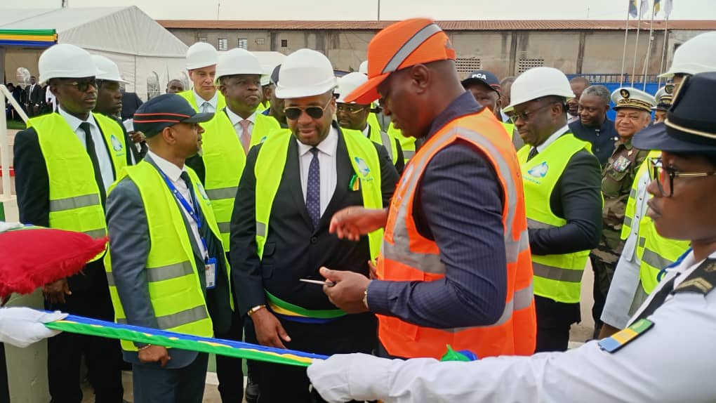 Ogooué-Maritime : le Chef de l’État inaugure le centre emplisseur de gaz de la SGEPP à Port-Gentil